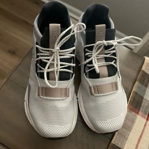 OnCloud Cloudnova | Size 9